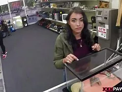 赤い若い穴 ero イケメン