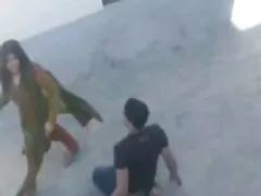 キッチンで友人と遊ぶスキニーティーン イケメン エロ アニメ 動画