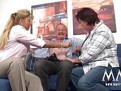 朝食とともにママは朝の肛門に変わります ero イケメン