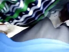 セクシーな父は彼の娘を持ち上げ、溺死した十代, エッチ 無料 イケメン