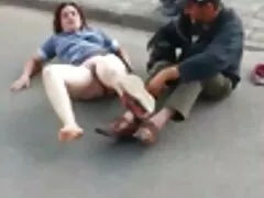 偉大な情熱を持つ美しいブロンドは、最後の一滴まですべての兼を吸うと飲み込む h な 動画 イケメン