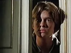 彼が気にするとき友人は彼のルームメイトを取ります エッチ 無料 動画 イケメン